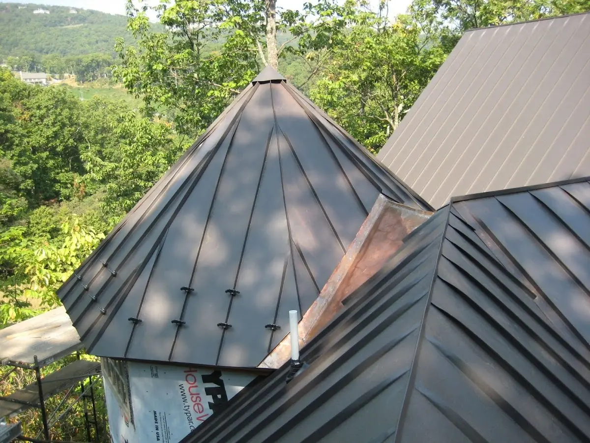 Professional Shingle Replacement & Repair by Craftsman Roofing in Towle